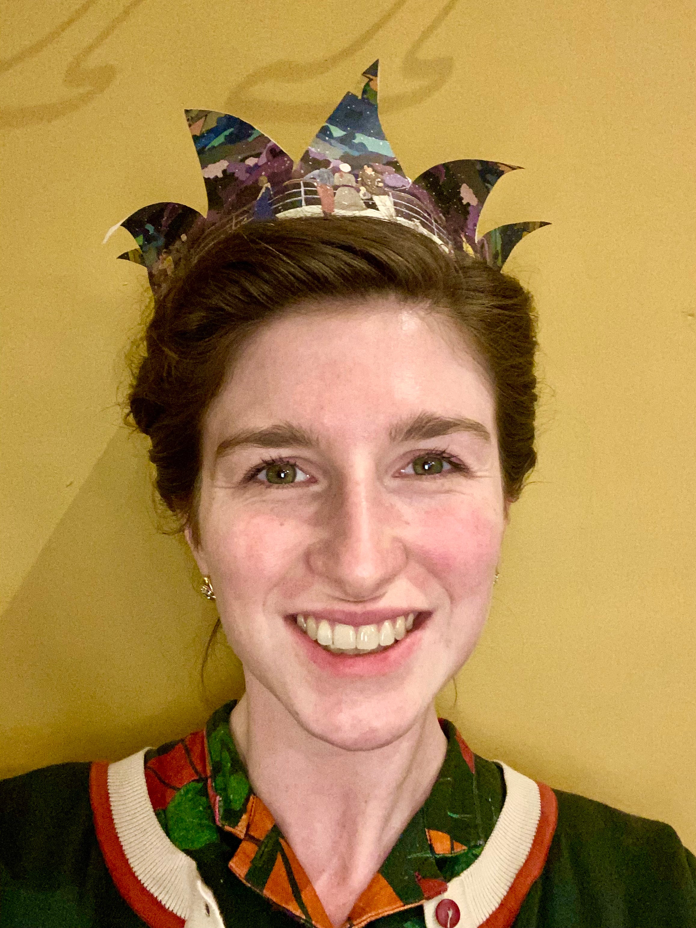 DIY Christmas Crown - Rust Bauhaus