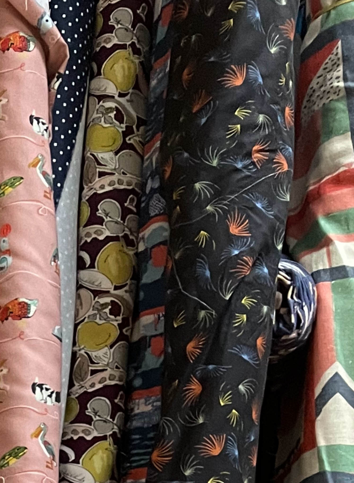 Fireworks black - 100% Tencel Twill- Fabric