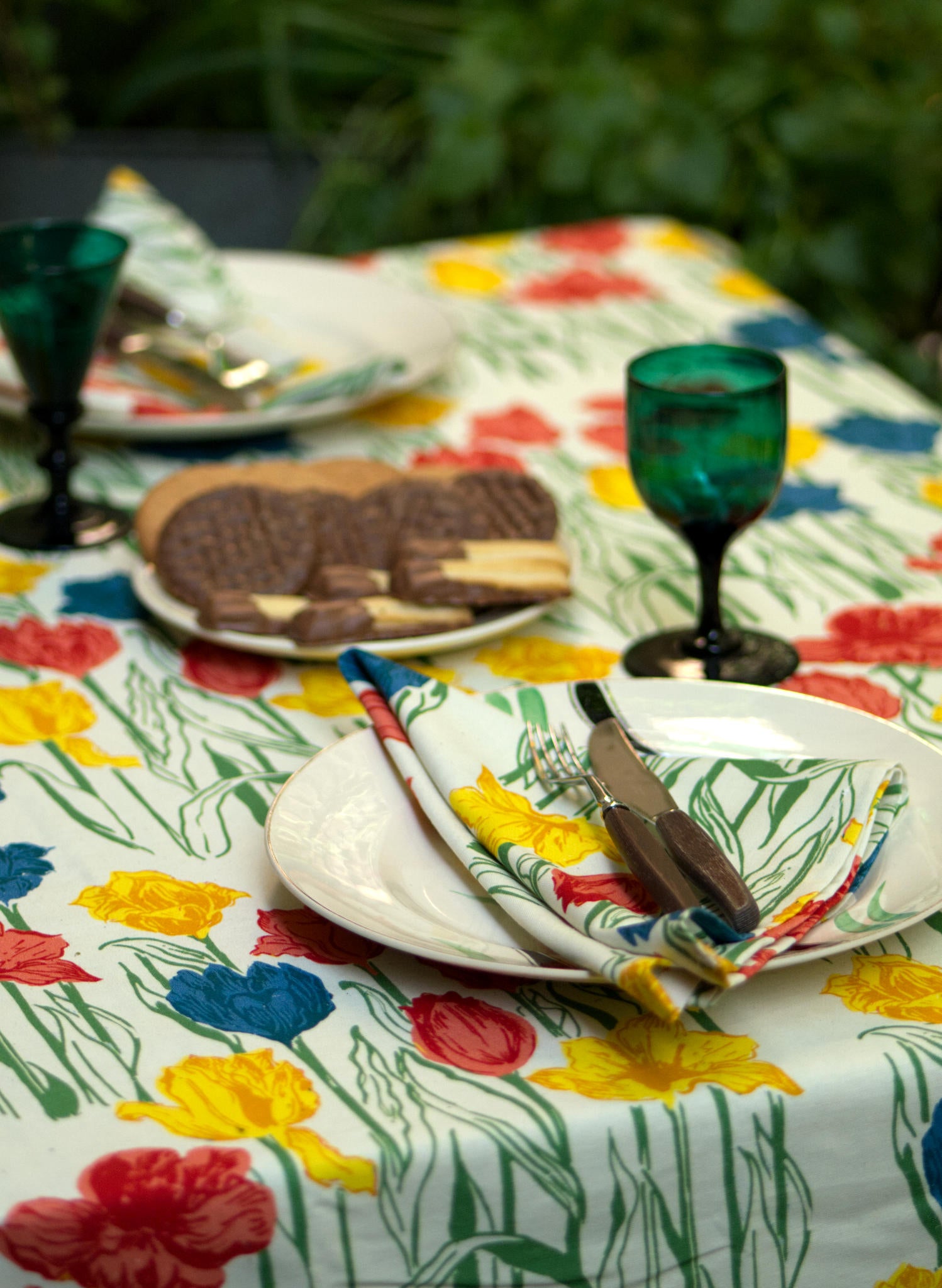 Table Cloth - Ivory Tulips