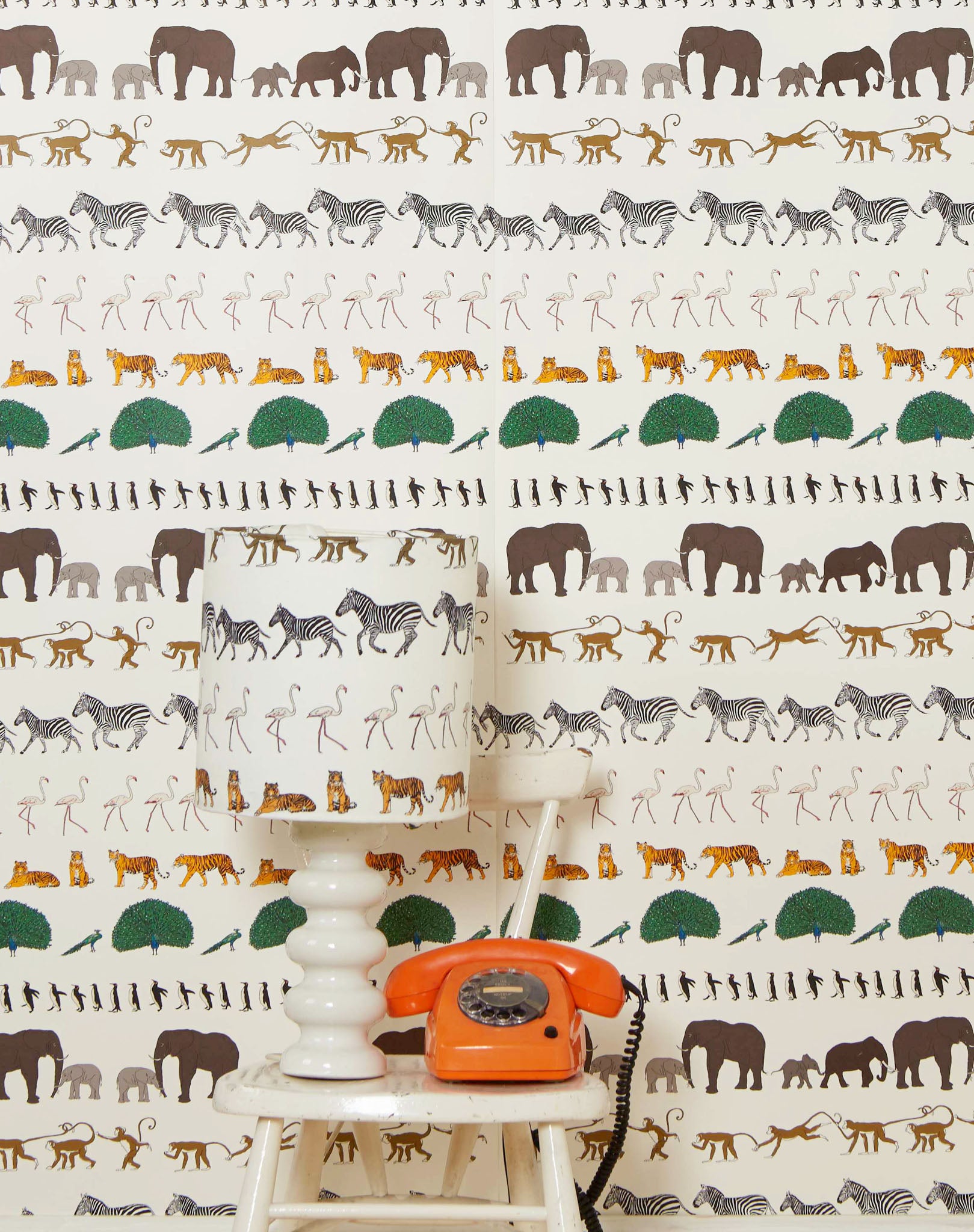 Ivory Wallpaper with Walking Zoo Print | 10 Metre Roll | UK