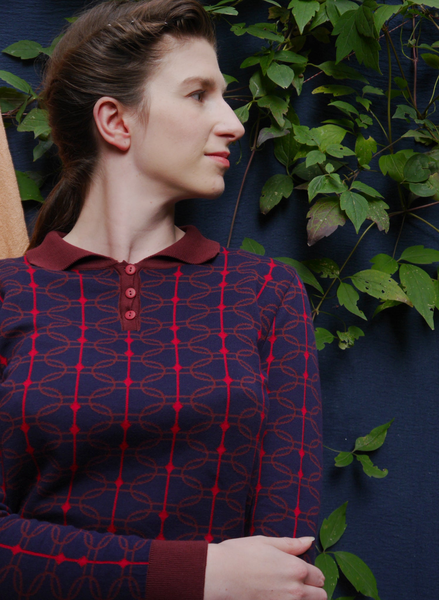 Aila Knitted Top - Navy Radio Days