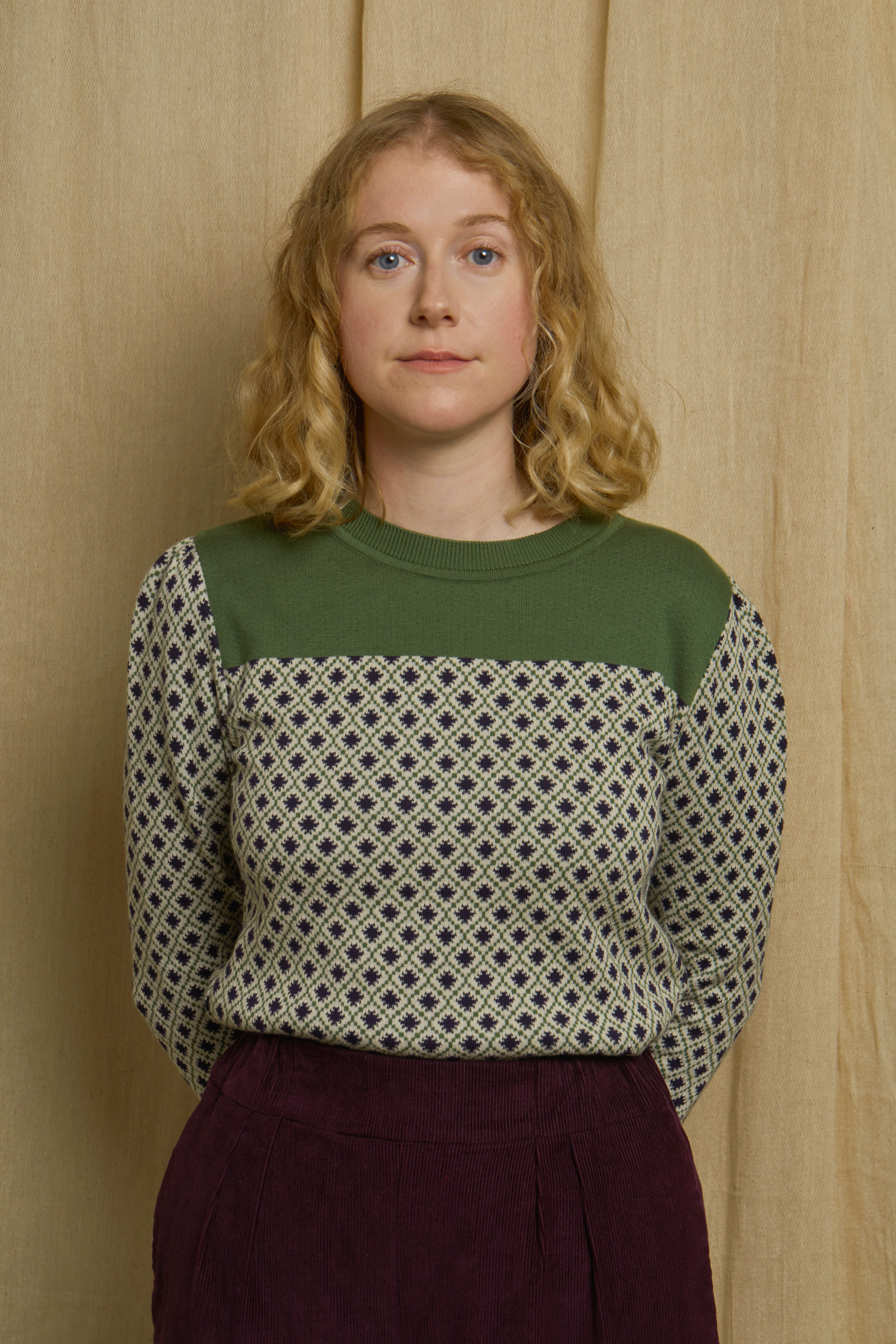 Clara - Green Tiles Top