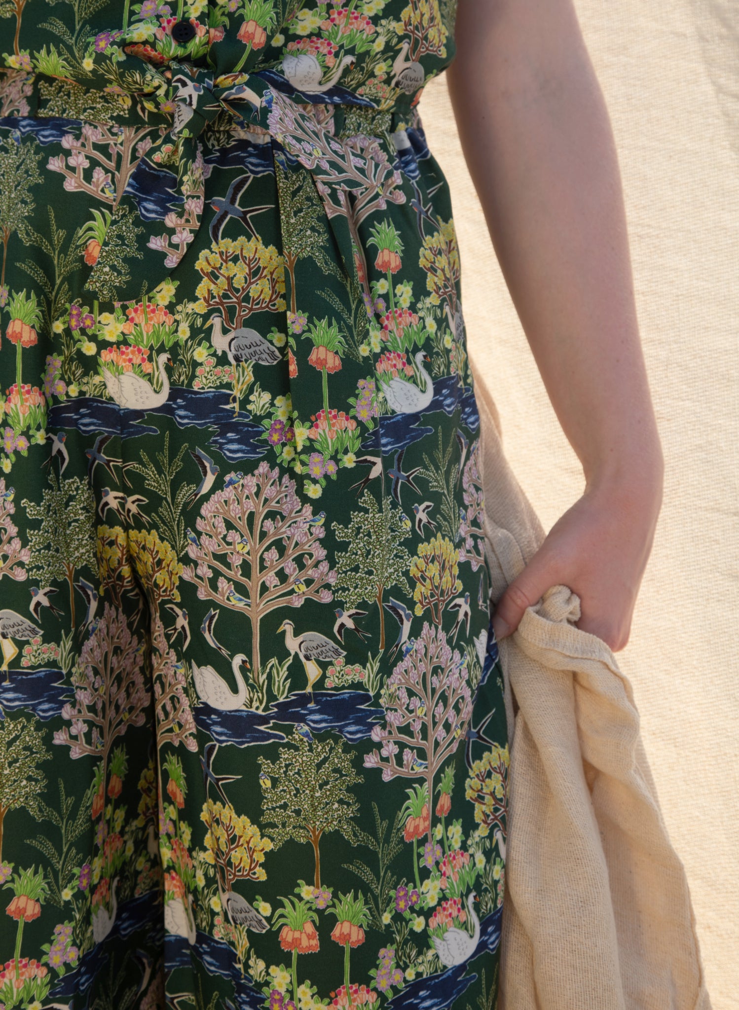 Edith Trousers - Dark Green Botanical Gardens