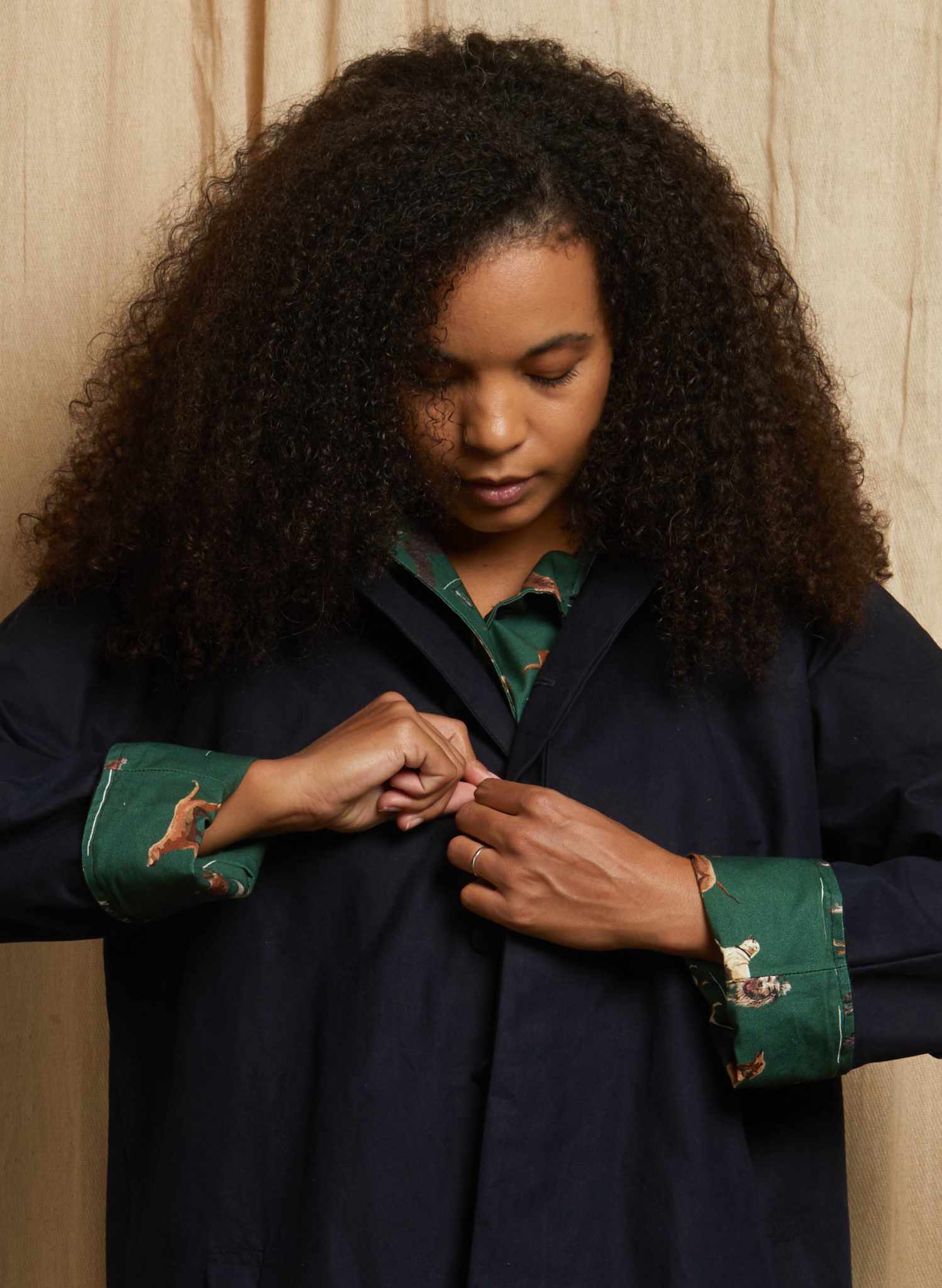 Heritage - Navy Trench Coat - Green Porcelain Dogs Lining