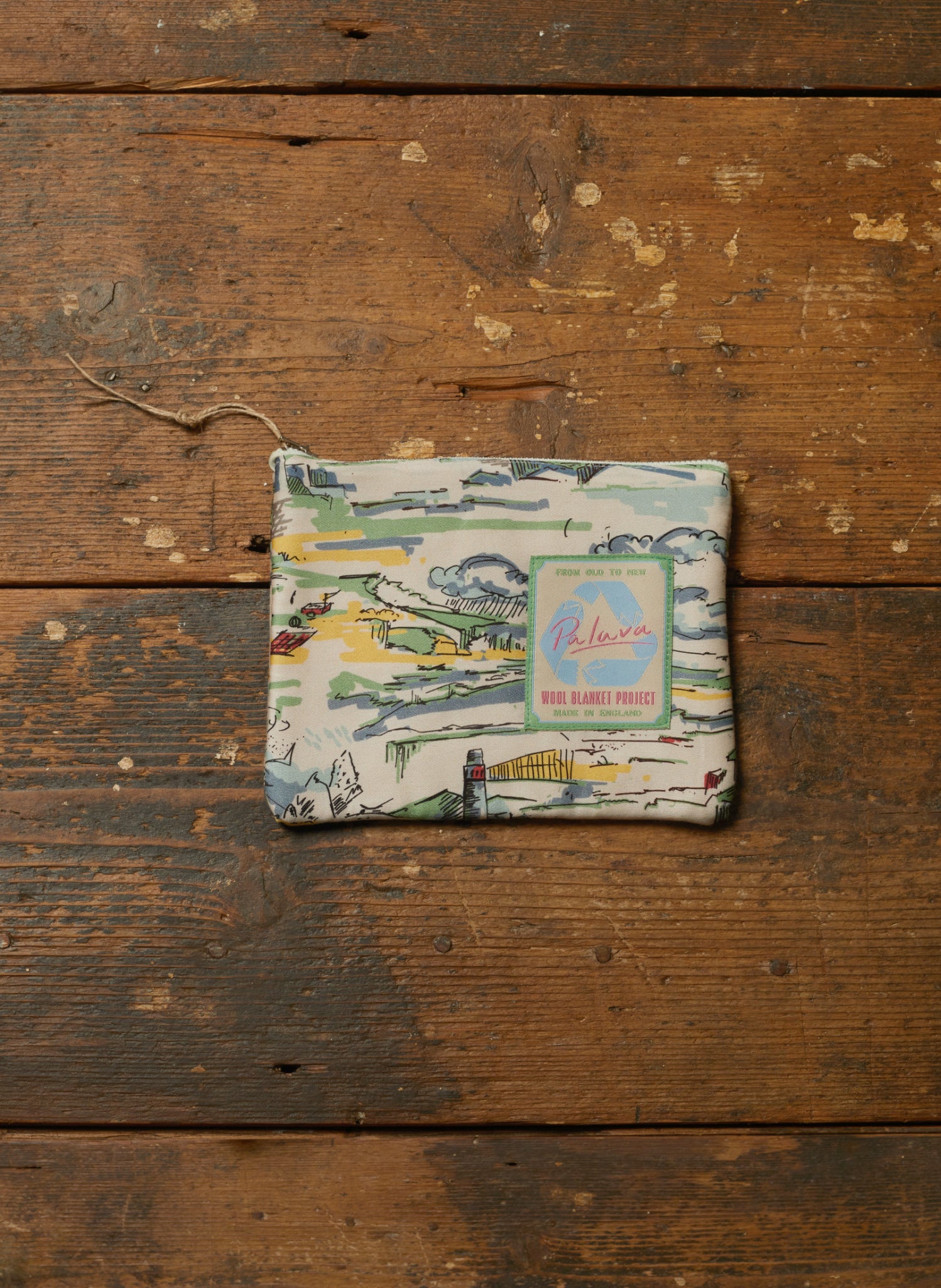 Zip Pouch - Small - Ivory Lighthouse